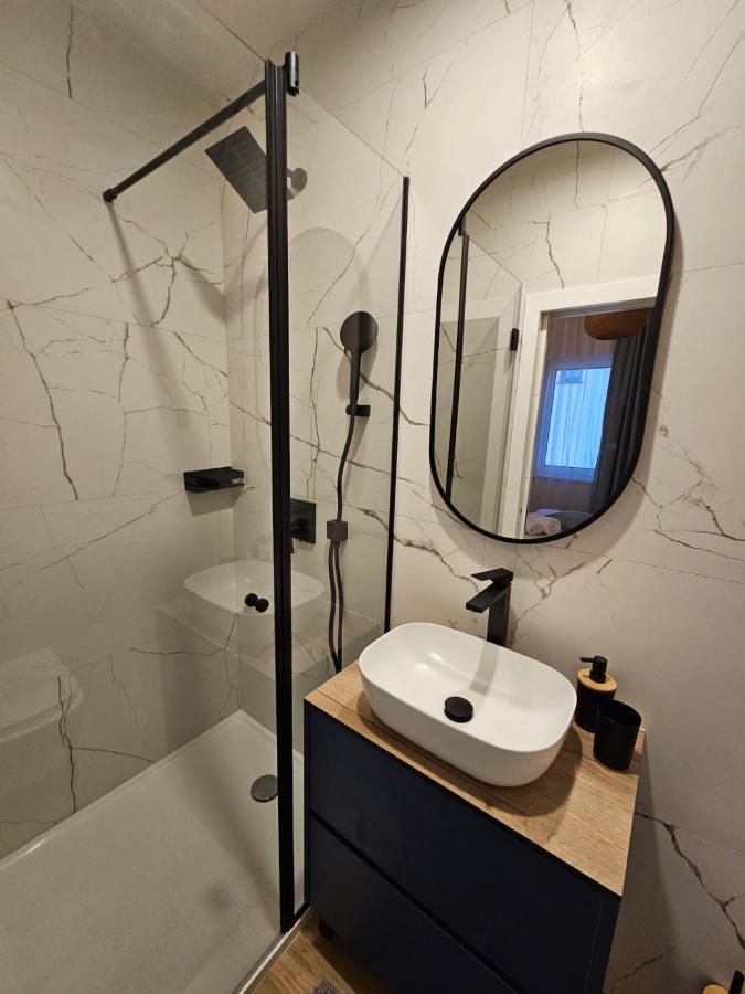 Villa Lux Apartments Рогозница Екстериор снимка